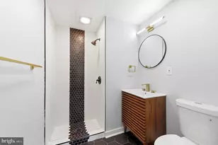 921 Mt Holly St, Baltimore, MD 21229 - Photo 42