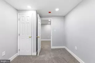 921 Mt Holly St, Baltimore, MD 21229 - Photo 34