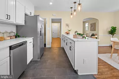 3901 Bartwood Road, Baltimore, MD 21215 - Photo 10