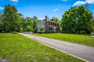 527 Nottingham Rd, Baltimore, MD 21229 - Photo 2