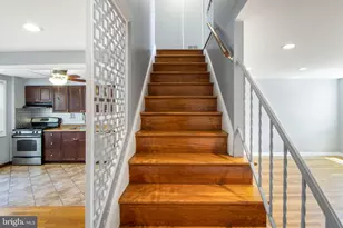 5802 Moores Run Ct, Baltimore, MD 21206 - Photo 18