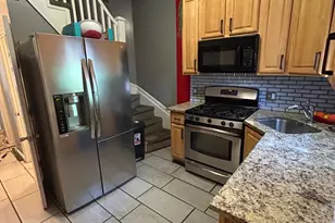 1215 N Caroline St, Baltimore, MD 21213 - Photo 10