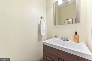 2630 Miles Ave, Baltimore, MD 21211 - Photo 10