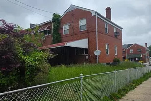 1000 Mt Holly St, Baltimore, MD 21229 - Photo 4