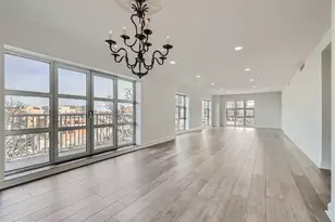 250 President St, Baltimore, MD 21202 - Photo 2