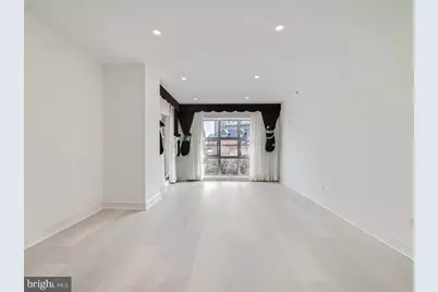 250 President Street #211, Baltimore, MD 21202 - Photo 10