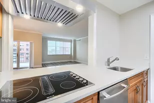 3801 Canterbury Rd, Baltimore, MD 21218 - Photo 12