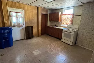 2826 Winchester St, Baltimore, MD 21216 - Photo 12