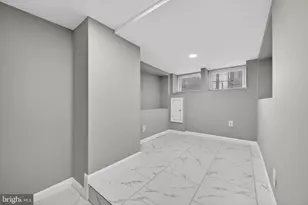 1122 Bonaparte Ave, Baltimore, MD 21218 - Photo 22