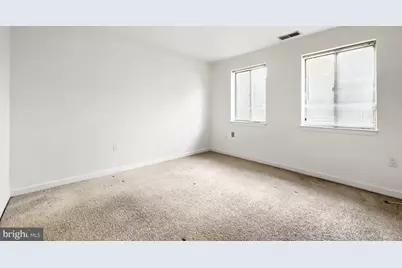 140 W Barre Street, Baltimore, MD 21201 - Photo 14