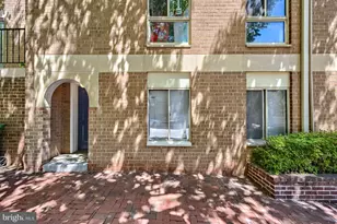 140 W Barre St, Baltimore, MD 21201 - Photo 2