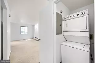 140 W Barre St, Baltimore, MD 21201 - Photo 22