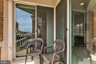 23 Pierside Dr, Baltimore, MD 21230 - Photo 10