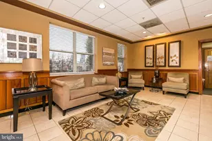 23 Pierside Dr, Baltimore, MD 21230 - Photo 2