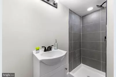 1812 E 32nd Street, Baltimore, MD 21218 - Photo 32