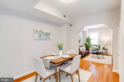 528 Holtzman Court, Baltimore, MD 21231 - Photo 12