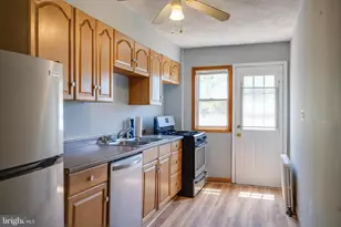 1637 E Cold Spring Ln, Baltimore, MD 21218 - Photo 6