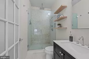 12 E Mt Vernon Pl, Baltimore, MD 21202 - Photo 24