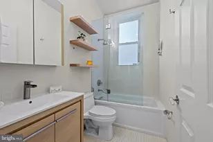 12 E Mt Vernon Pl, Baltimore, MD 21202 - Photo 18