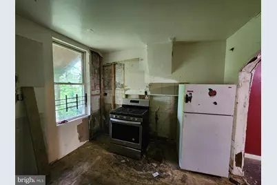 2021 Ridgehill Avenue, Baltimore, MD 21217 - Photo 20