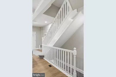 766 N Grantley Street, Baltimore, MD 21229 - Photo 12