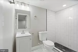 766 N Grantley St, Baltimore, MD 21229 - Photo 18