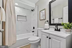 402 E North Ave, Baltimore, MD 21202 - Photo 18