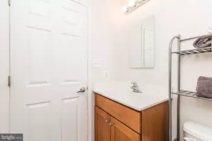 910 S Charles St, Baltimore, MD 21230 - Photo 22