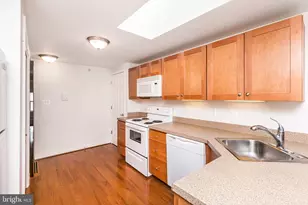 910 S Charles St, Baltimore, MD 21230 - Photo 12