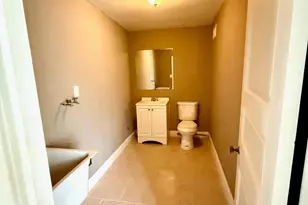 639 S Conkling St, Baltimore, MD 21224 - Photo 40