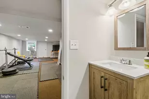 815 Brooks Ln, Baltimore, MD 21217 - Photo 36