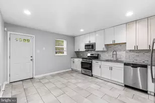1123 Hollins St, Baltimore, MD 21223 - Photo 14