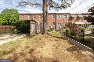 1011 W 42nd St, Baltimore, MD 21211 - Photo 16