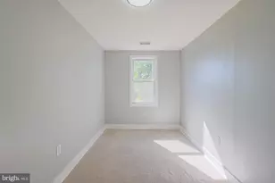 3619 Oakmont Ave, Baltimore, MD 21215 - Photo 14