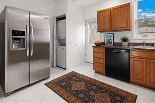3915 Falls Rd, Baltimore, MD 21211 - Photo 8