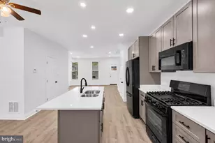 1077 Ellicott Dr, Baltimore, MD 21216 - Photo 2