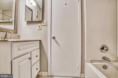 536 S Charles Street #R77, Baltimore, MD 21201 - Photo 32