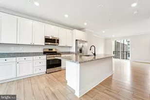 4334 Roland Heights Ave, Baltimore, MD 21211 - Photo 6