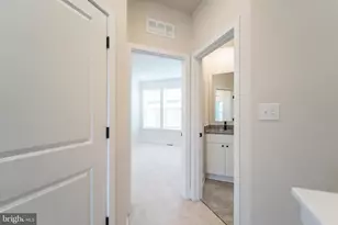 4334 Roland Heights Ave, Baltimore, MD 21211 - Photo 28