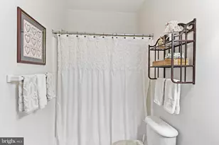 1361 N Gilmor St, Baltimore, MD 21217 - Photo 34