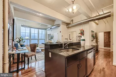 311 W Baltimore Street #402, Baltimore, MD 21201 - Photo 4
