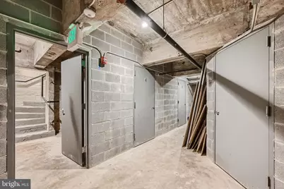 311 W Baltimore Street #204, Baltimore, MD 21201 - Photo 18