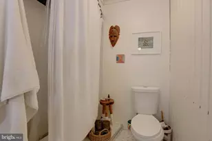 204 S Wolfe Street S, Baltimore, MD 21231 - Photo 18