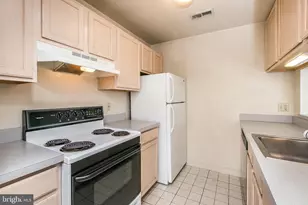 2 W Henrietta St, Baltimore, MD 21230 - Photo 18