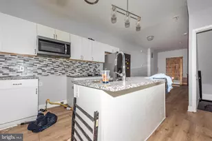 2113 McCulloh St, Baltimore, MD 21217 - Photo 4