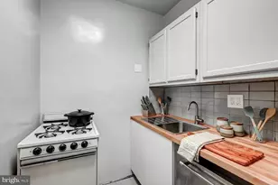 700 Washington Pl, Baltimore, MD 21201 - Photo 18
