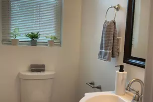 4255 Nicholas Ave, Baltimore, MD 21206 - Photo 10