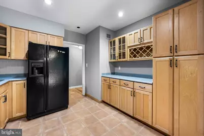 16 Cross Keys Road #16E, Baltimore, MD 21210 - Photo 8
