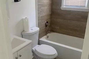 3643 Greenvale Rd, Baltimore, MD 21229 - Photo 16