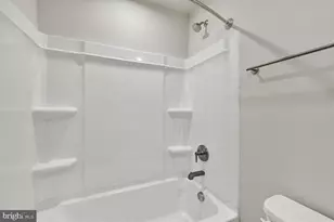 815 Lennox St, Baltimore, MD 21217 - Photo 6